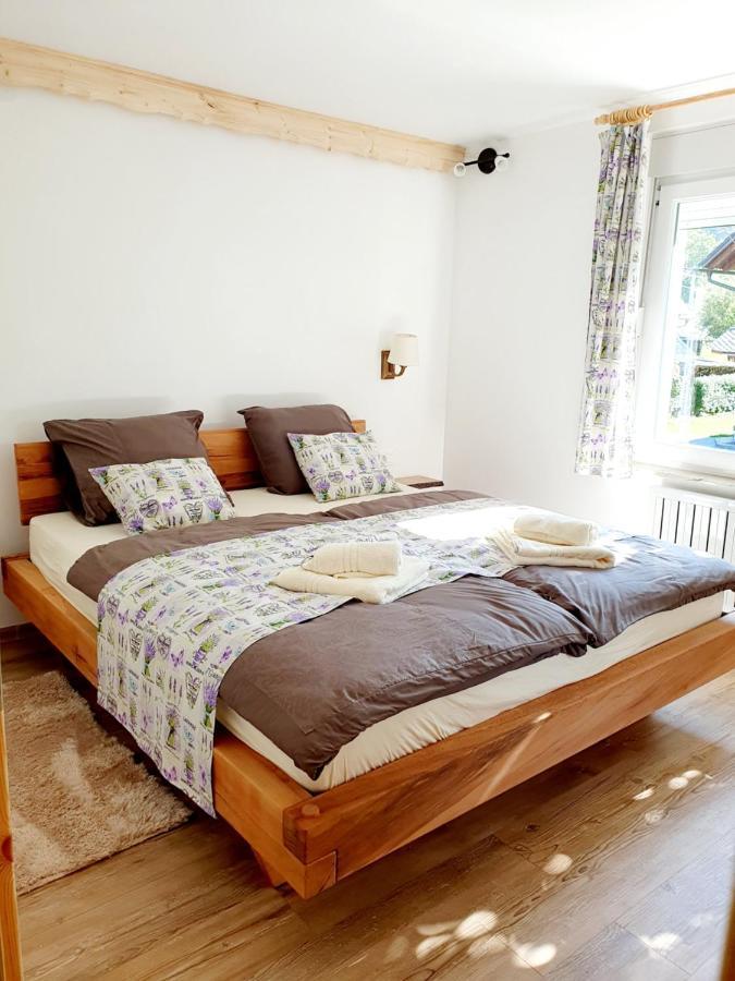 Honey Apartments Zirovnica Ngoại thất bức ảnh