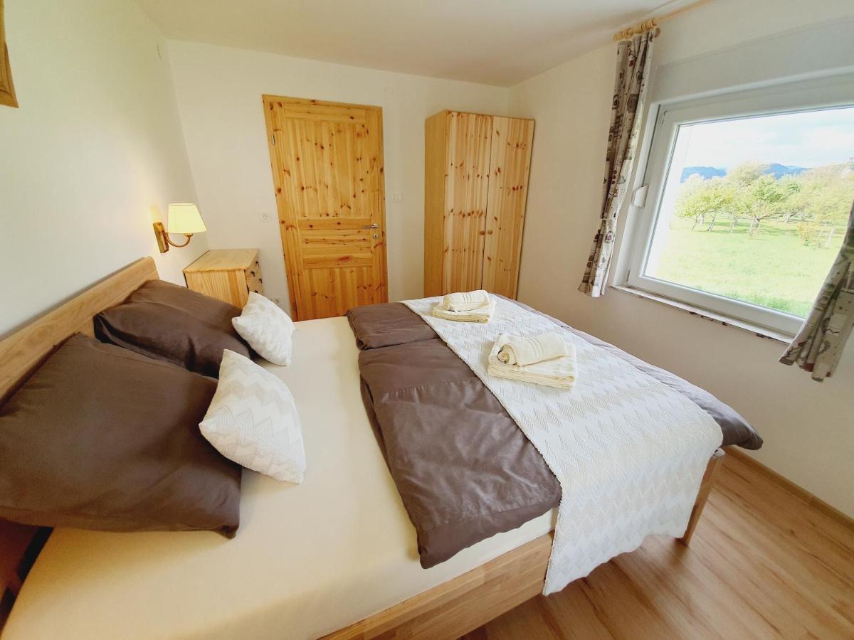 Honey Apartments Zirovnica Ngoại thất bức ảnh
