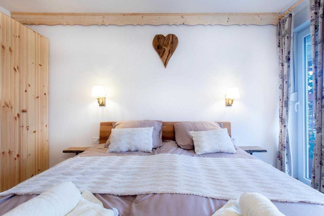 Honey Apartments Zirovnica Ngoại thất bức ảnh